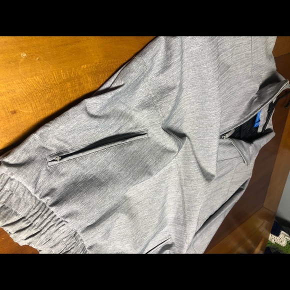 Adidas water proof fall/winter jacket - Picture 3 of 6